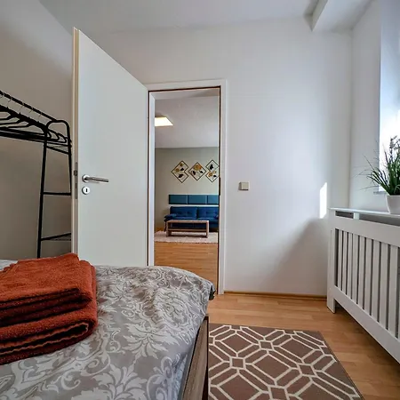 Business- & Urlaubswohnung * Waldheim