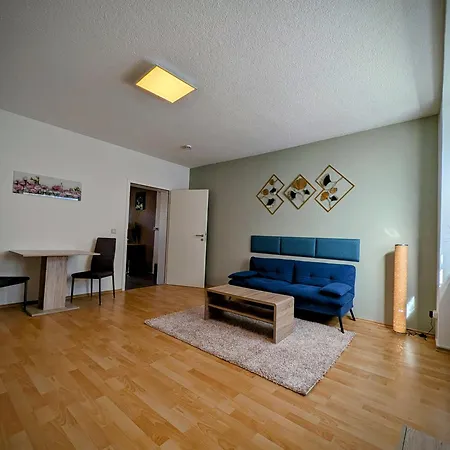 Business- & Urlaubswohnung アパート