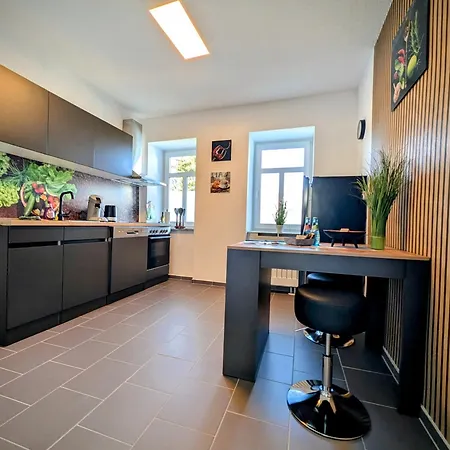 Business- & Urlaubswohnung * Waldheim